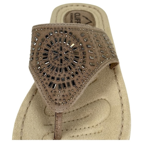 Cliffs by White Mountain Cienna Studded Womens Thong Sandals Size 7.5M - Picture 7 of 11